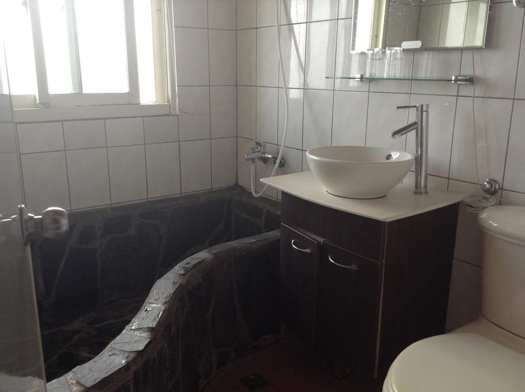 רן-איי Bunbury Fruit Ranch B&B חדר תמונה