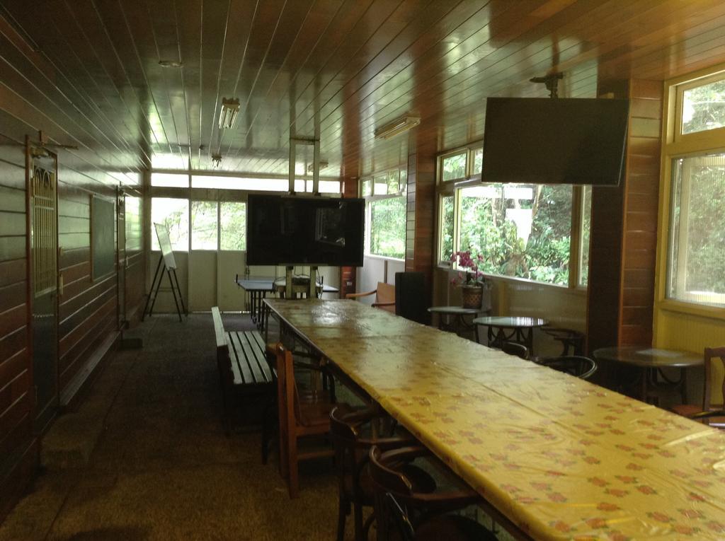 רן-איי Bunbury Fruit Ranch B&B חדר תמונה