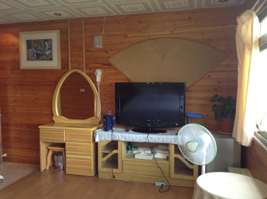 רן-איי Bunbury Fruit Ranch B&B חדר תמונה