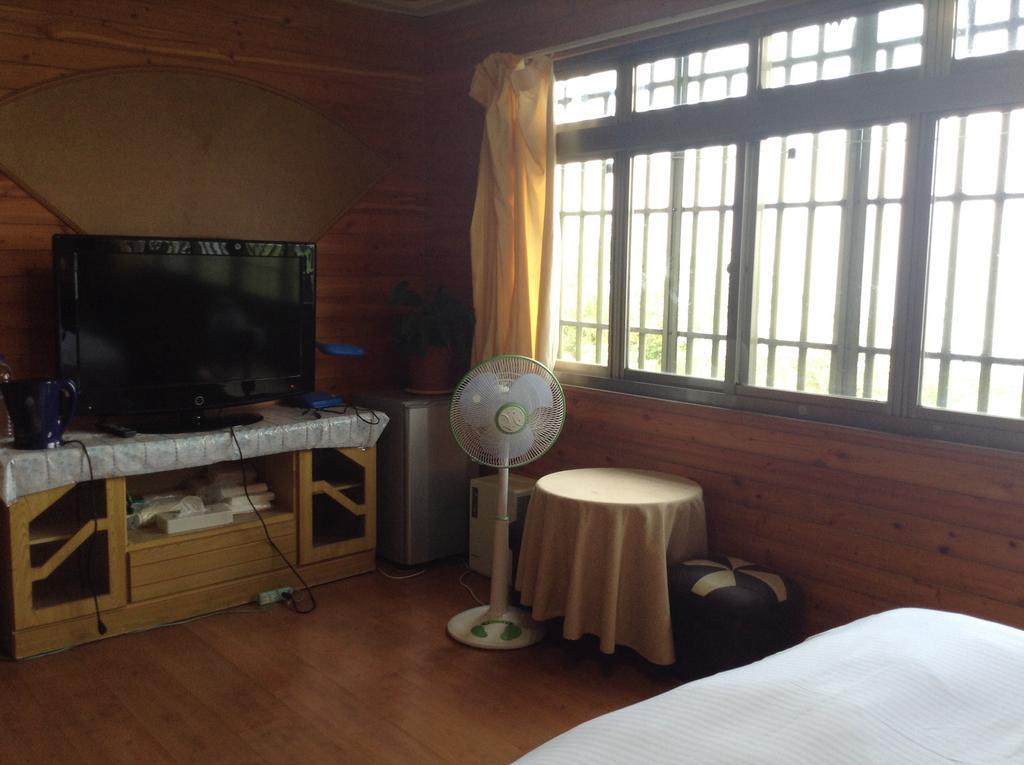 רן-איי Bunbury Fruit Ranch B&B חדר תמונה